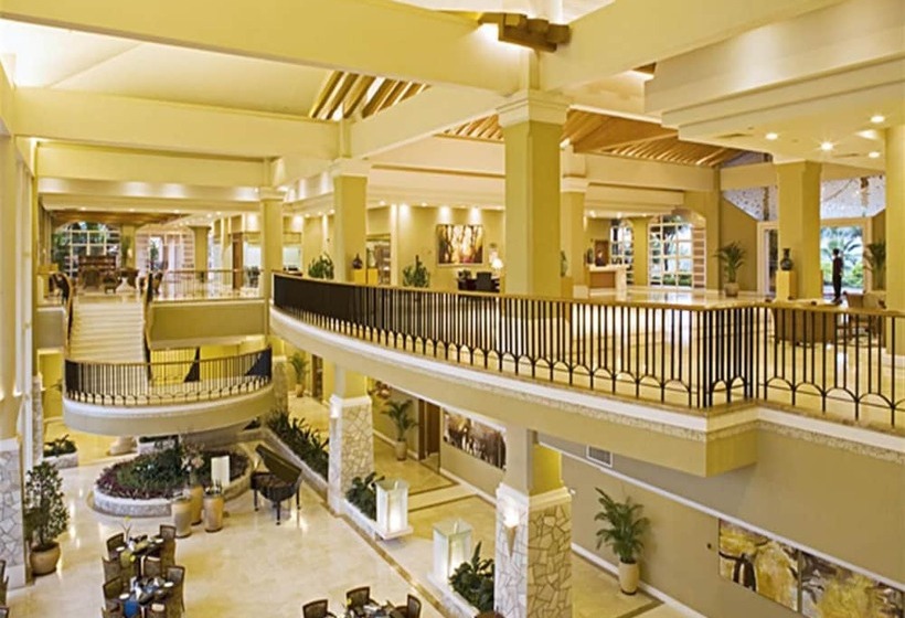 בית מלון כפרי Hillview Golf Resort Dongguan