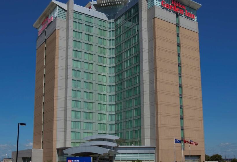 ホテル Hilton Garden Inn Toronto Airport
