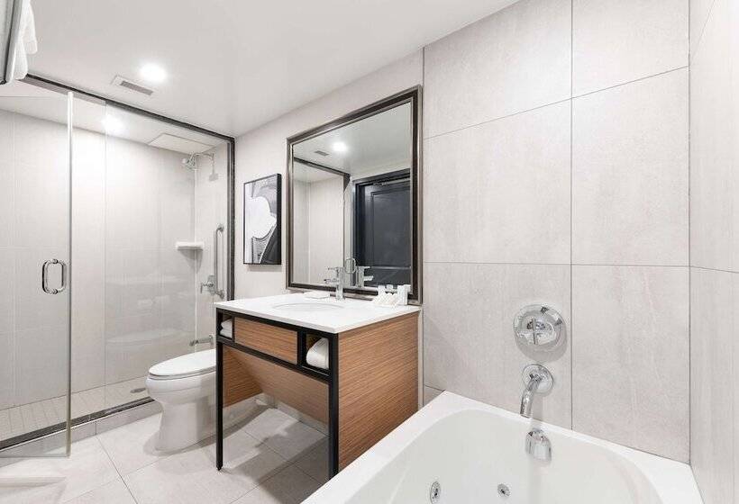 ホテル Hilton Garden Inn Toronto Airport