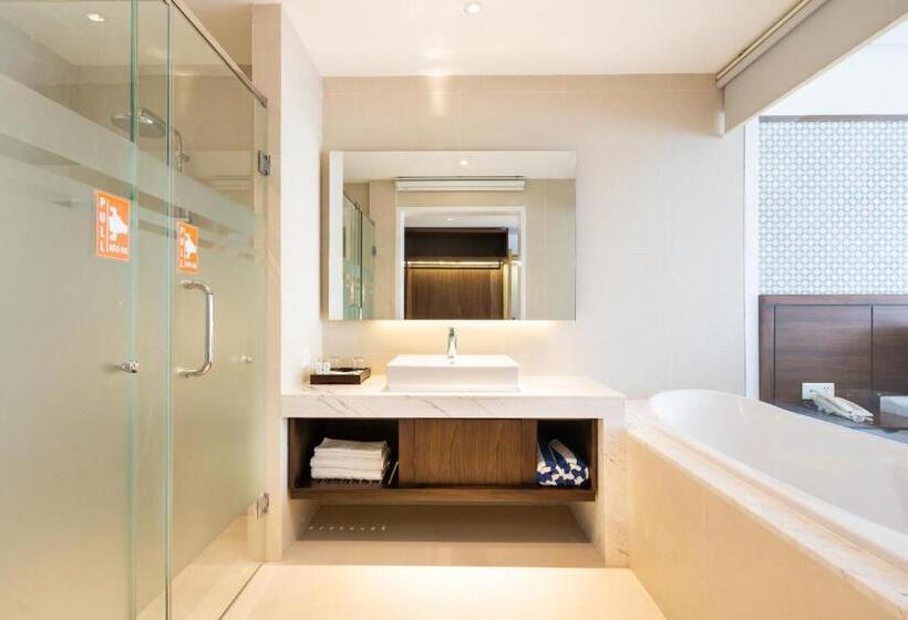 هتل Hoang Ngoc Beach Resort