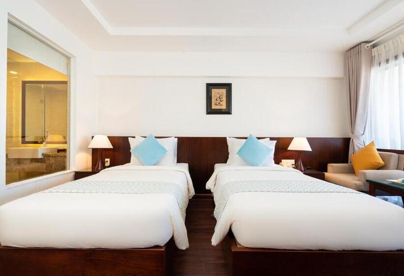 هتل Hoang Ngoc Beach Resort