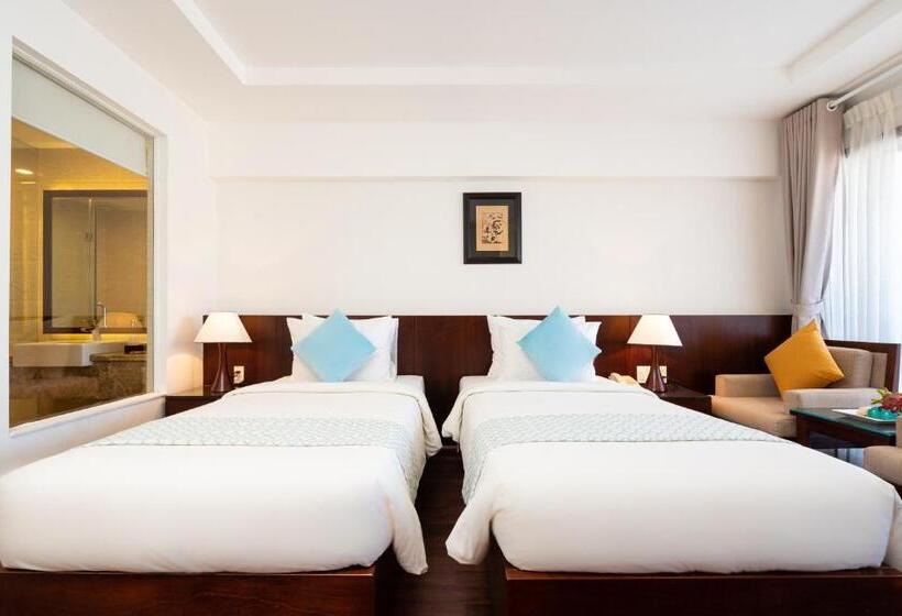 هتل Hoang Ngoc Beach Resort