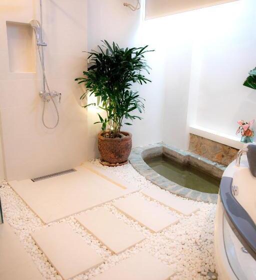 هتل Hoang Ngoc Beach Resort