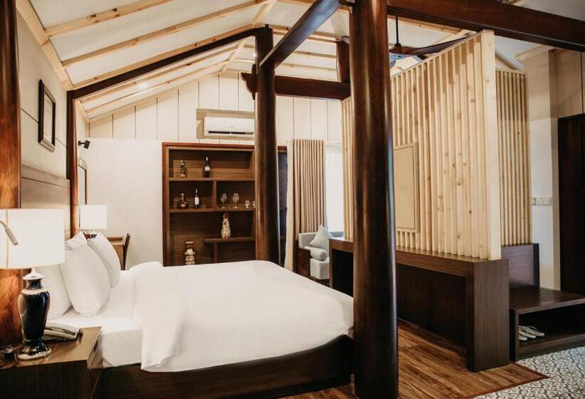 هتل Hoang Ngoc Beach Resort