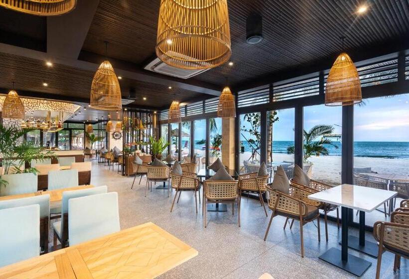 هتل Hoang Ngoc Beach Resort