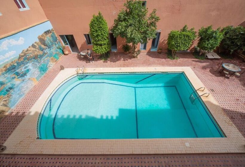 هتل Hôtel Zaghro