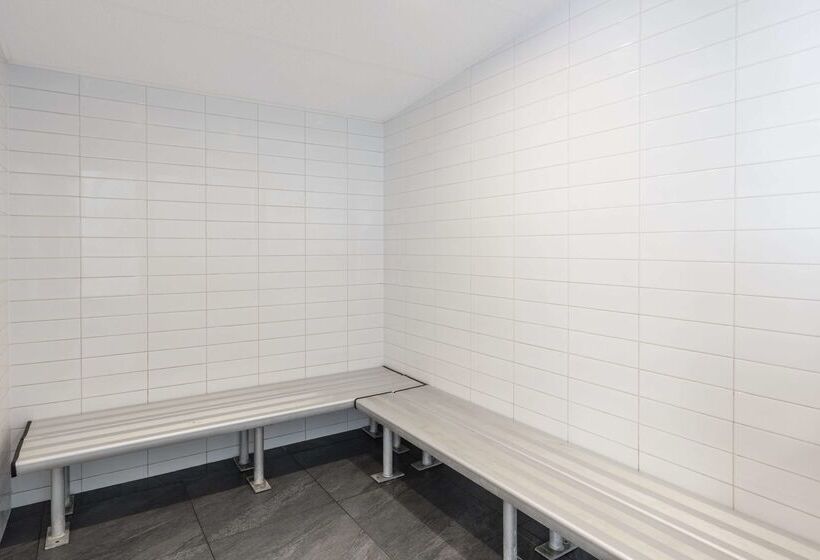 فندق Istay Precinct Adelaide