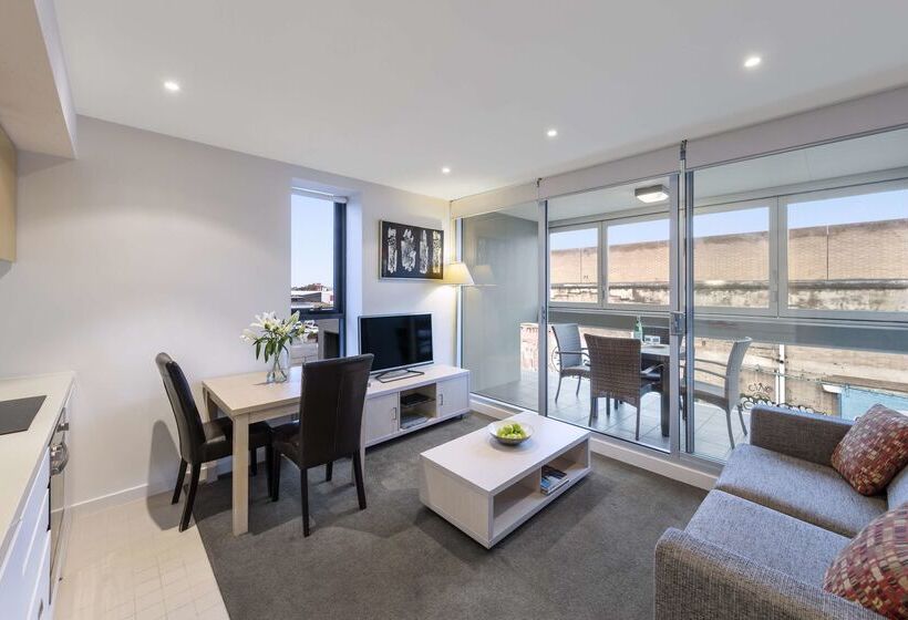 فندق Istay Precinct Adelaide