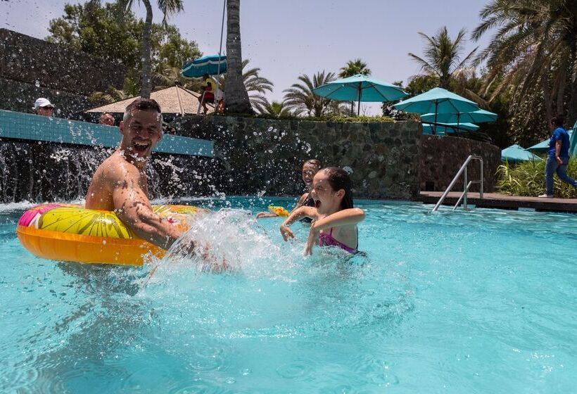 ホテル Ja The Resort   Ja Palm Tree Court, Dubai