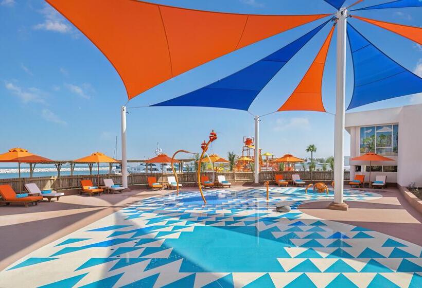 ホテル Ja The Resort   Ja Palm Tree Court, Dubai