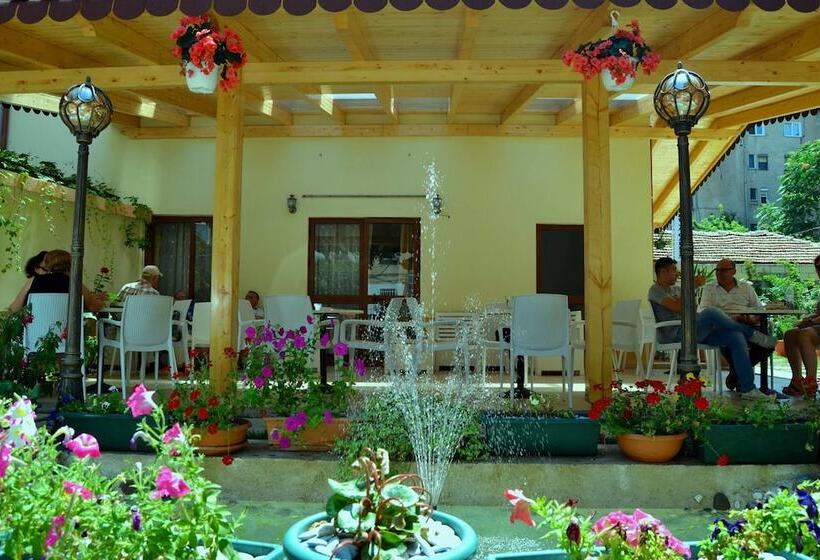 בית מלון כפרי Kruja