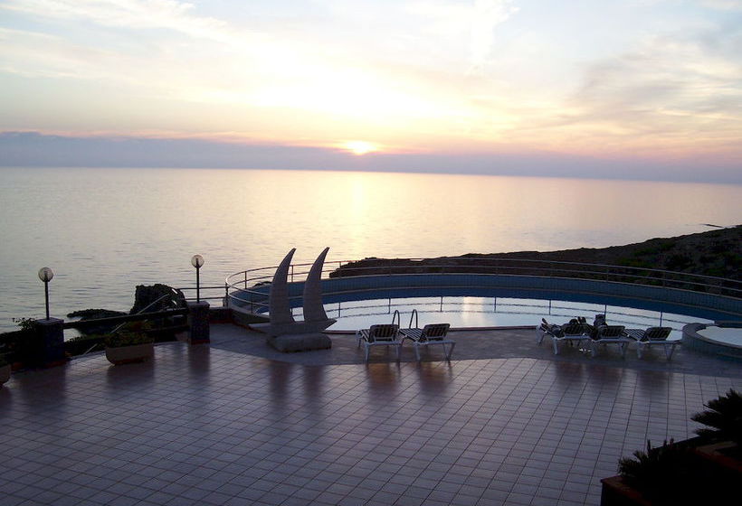 בית מלון כפרי La Caletta