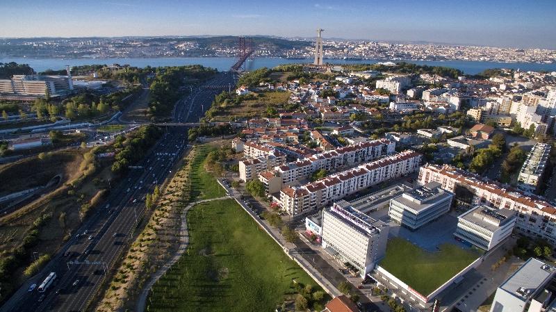 هتل Mercure Lisboa Almada