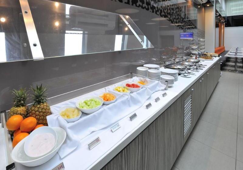 فندق Mercure Melbourne Therry Street