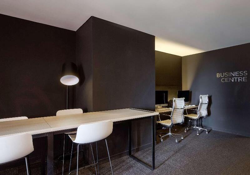 فندق Mercure Melbourne Therry Street