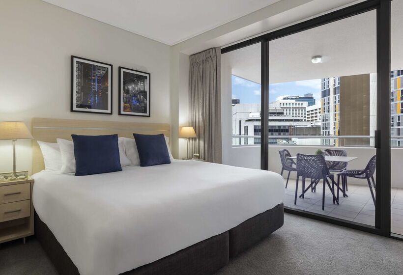 فندق Oaks Brisbane Aurora Suites