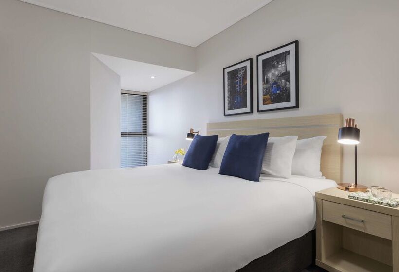 فندق Oaks Brisbane Aurora Suites