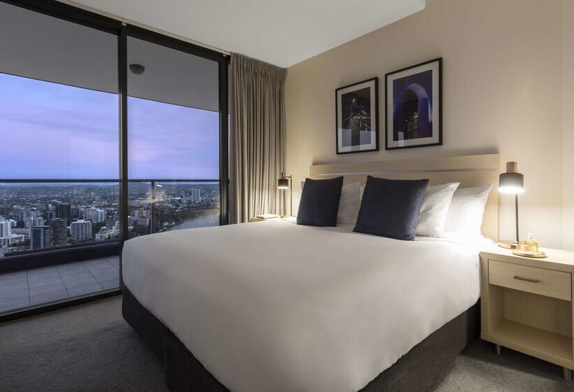 هتل Oaks Brisbane Aurora Suites