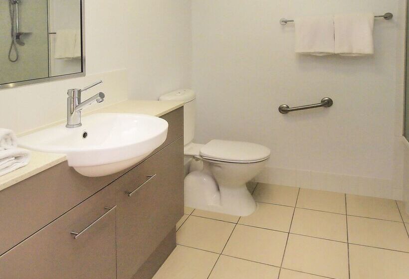 酒店 Oaks Townsville Gateway Suites