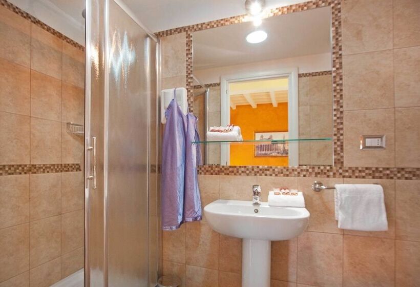 בית מלון כפרי Pantheon Inn