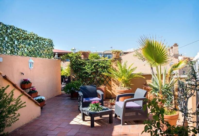 בית מלון כפרי Pantheon Inn