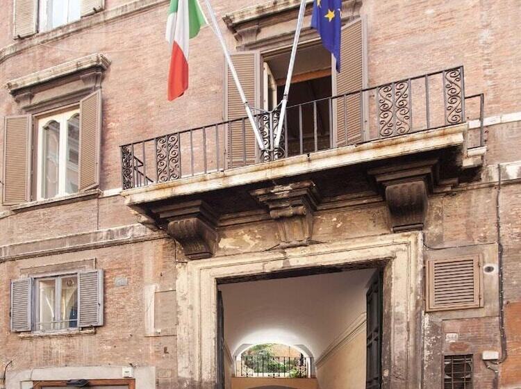 בית מלון כפרי Pantheon Inn