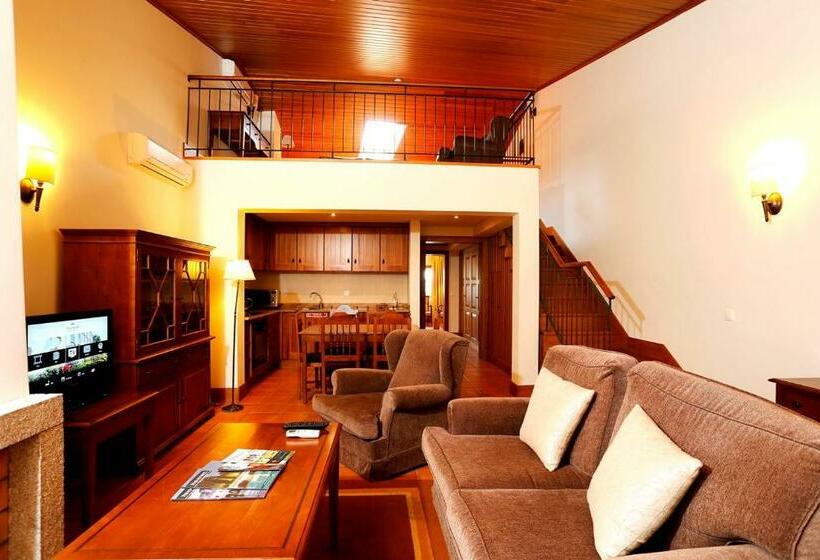 فندق Parador Casa da Insua