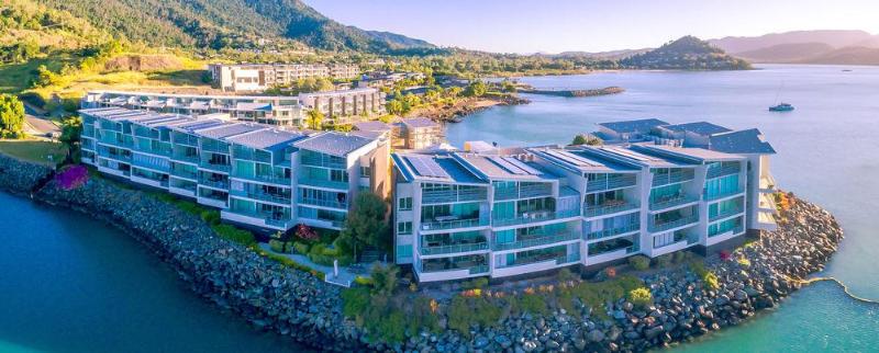 هتل Peninsula Airlie Beach