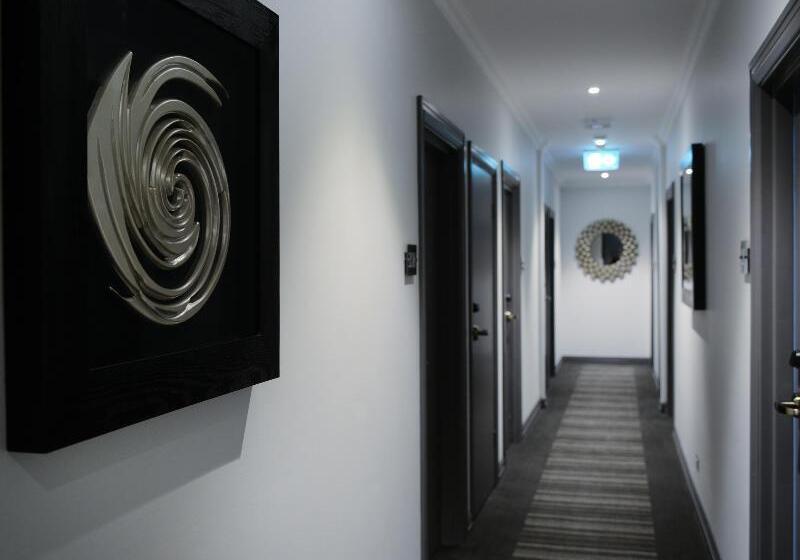 هتل Perouse Randwick By Sydney Lodges