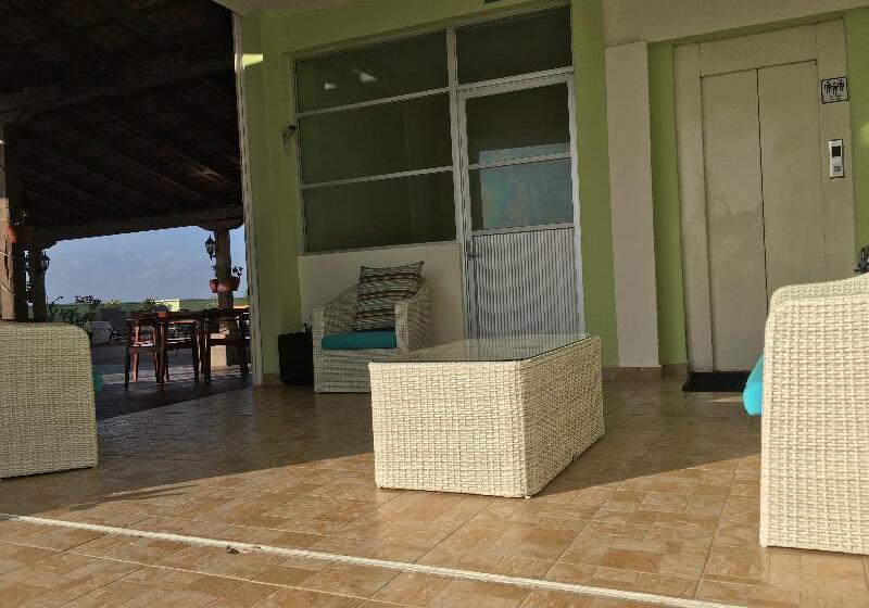 בית מלון כפרי Plaza Cozumel