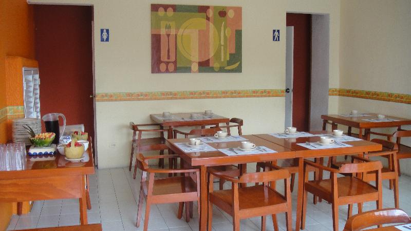 בית מלון כפרי Plaza Cozumel