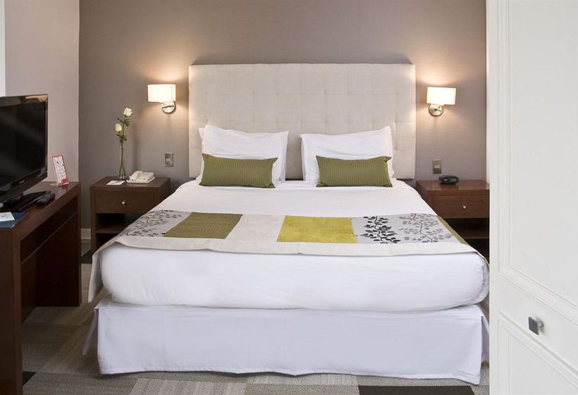 Отель Plaza El Bosque San Sebastian