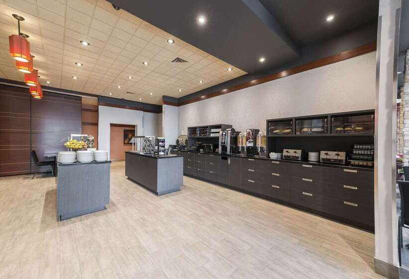 فندق Quality Inn & Suites
