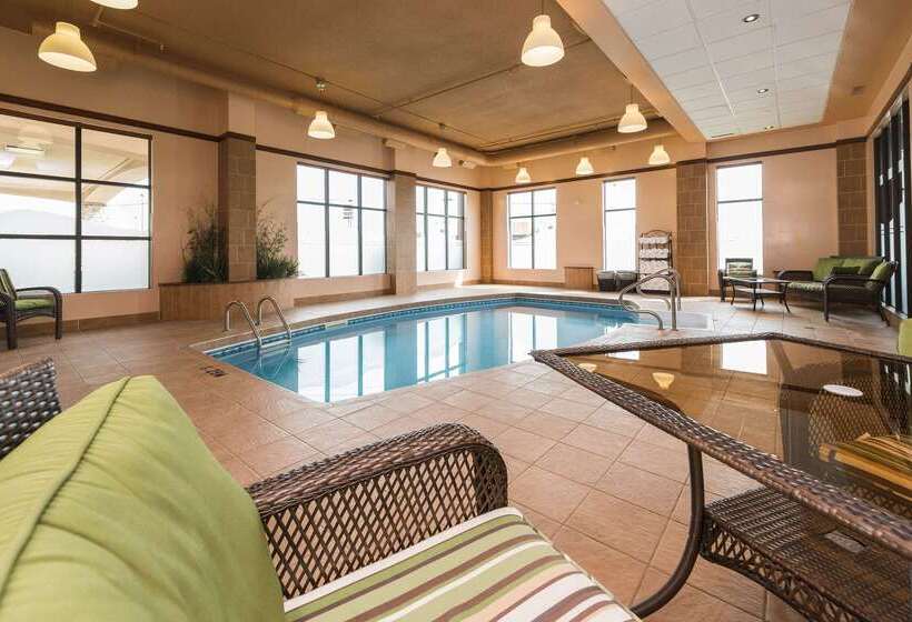 فندق Quality Inn & Suites