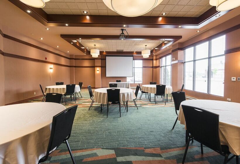 فندق Quality Inn & Suites