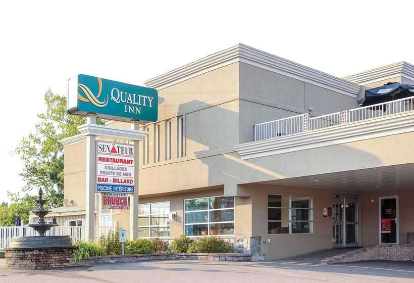 ホテル Quality Inn  Mont Laurier
