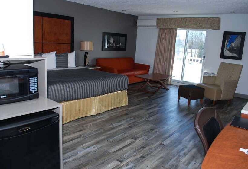 Отель Quality Inn