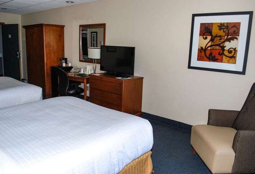 Отель Quality Inn