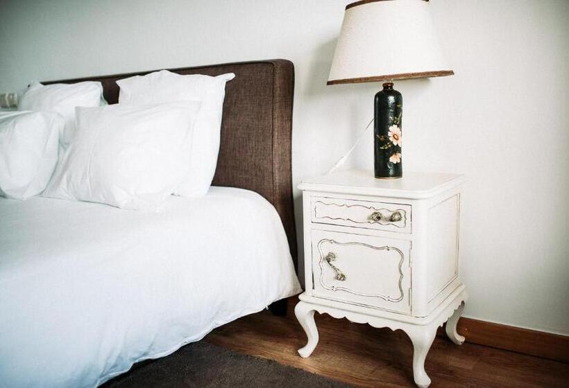 Отель Quinta Do Paço