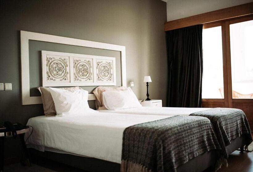 Отель Quinta Do Paço