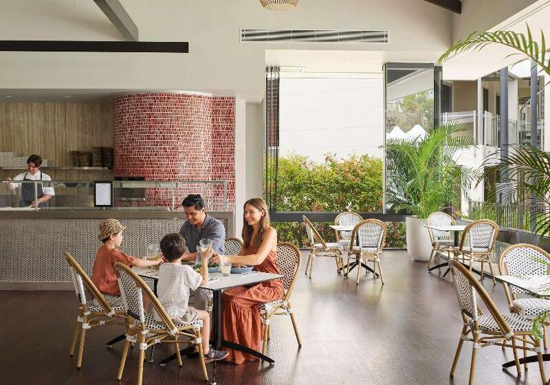 هتل Racv Noosa Resort