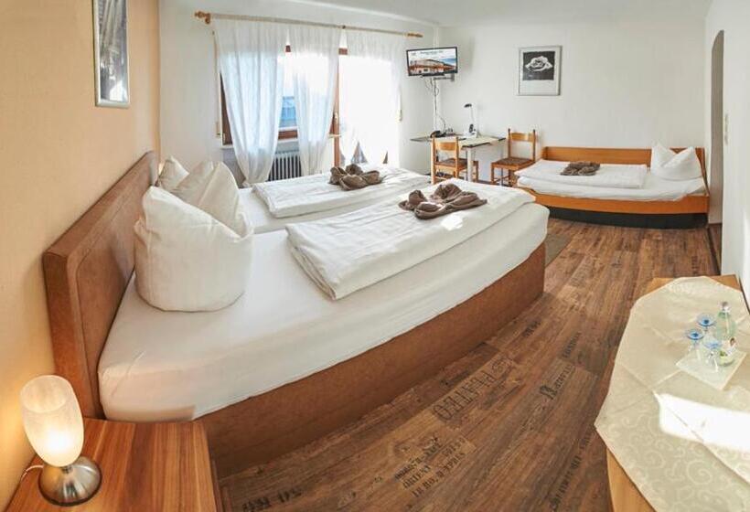 ホテル Rammersweier Hof