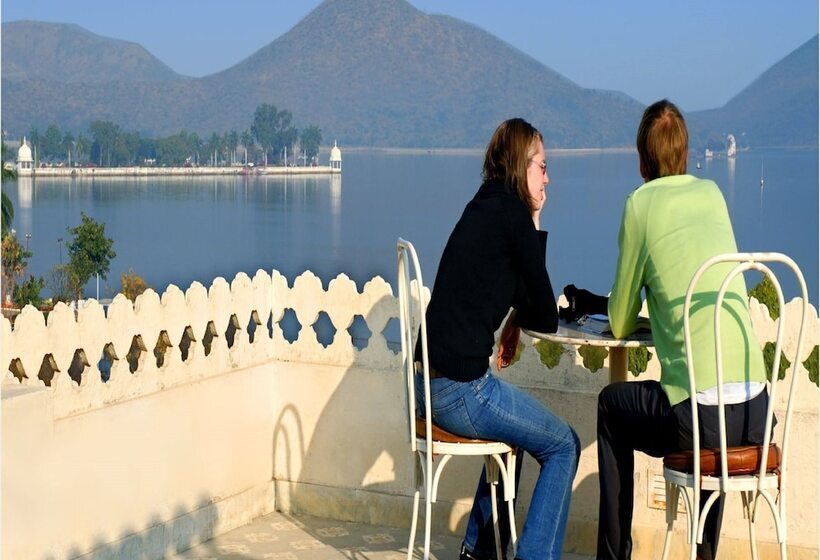 هتل Rampratap Palace By Fateh Collection