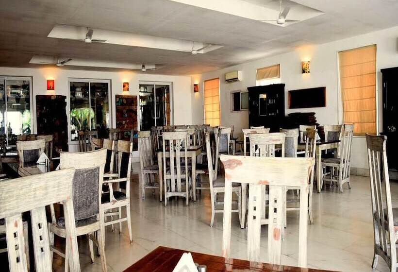 هتل Rampratap Palace By Fateh Collection