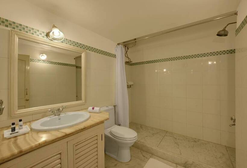 هتل Rampratap Palace By Fateh Collection