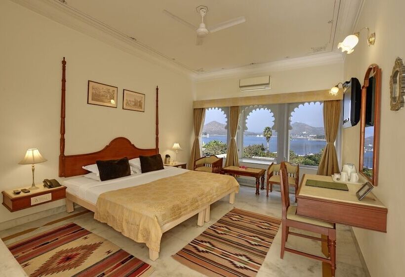 هتل Rampratap Palace By Fateh Collection