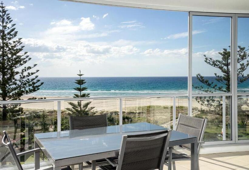 Отель Reflections Tower Two