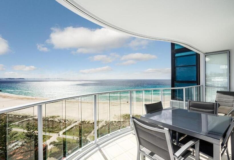 Отель Reflections Tower Two