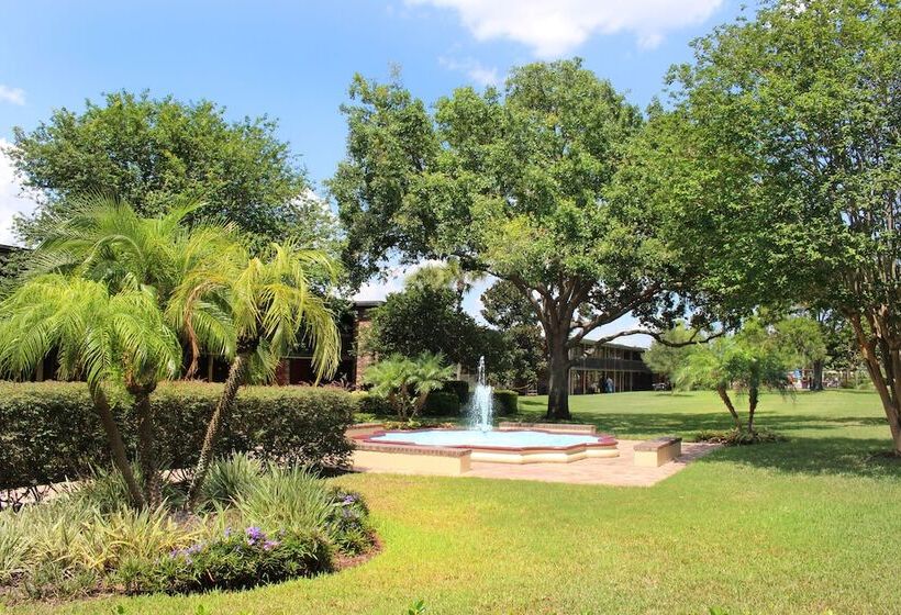 فندق Rosen Inn International