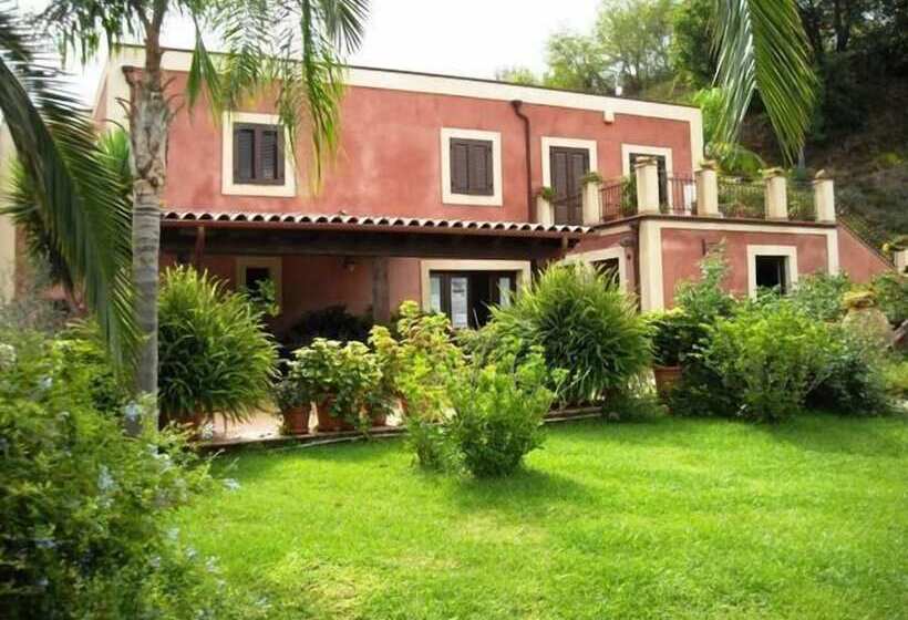 田舎風ホテル Agriturismo Villa Luca